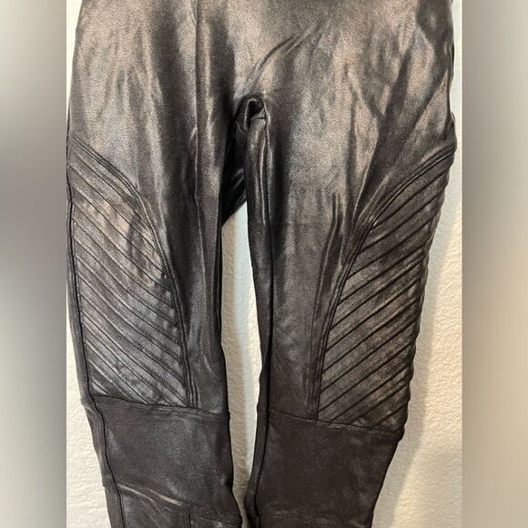 Spanx Faux leather Moto leggings sz S - Picture 2 of 9